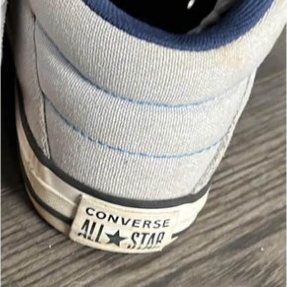 CONVERSE All Star youth size 2 high tops - Picture 6 of 6